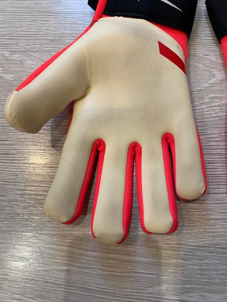 Brankárske rukavice, 