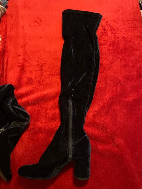 Stradivarius zamatove cizmy nad kolena, stradivarius,38