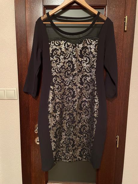 Spoločenské šaty, 42