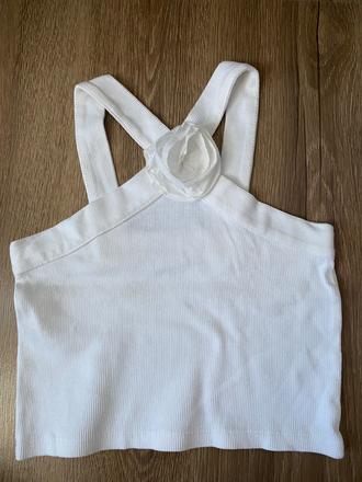 Krásny top, zara,140