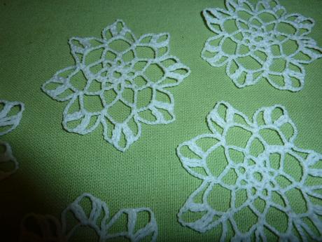 Háčkované snehové vločky, 