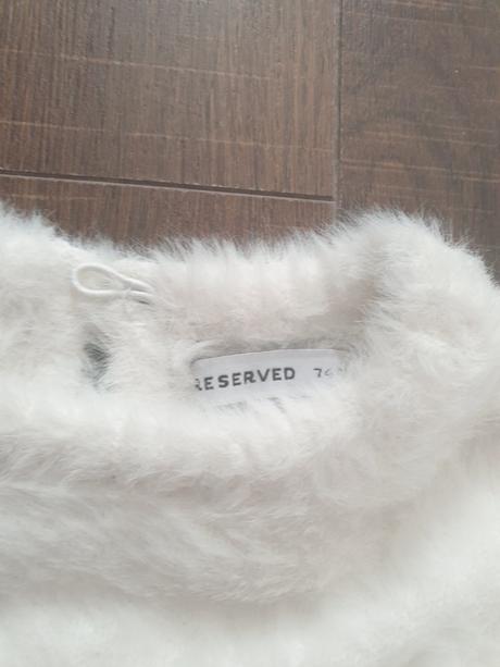 Sveter reserved, reserved,74