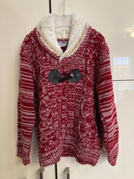 Teplučký nový pulóver, 104