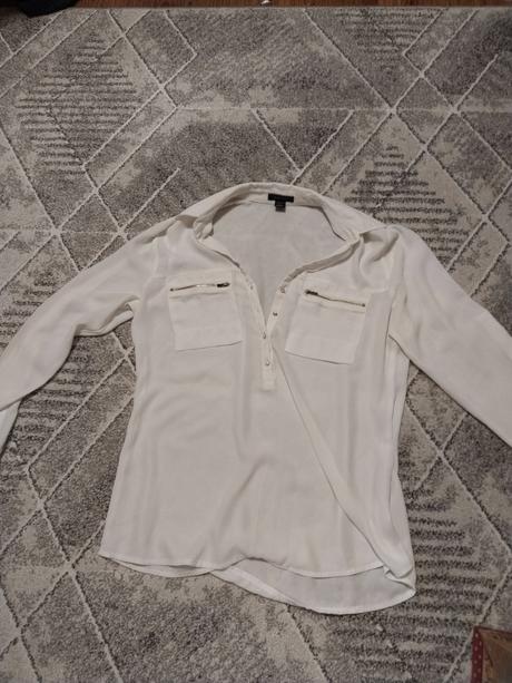 Povianočný výpredaj, s