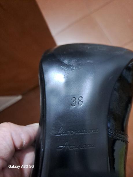 Čierne lakované lodičky č.38, 38