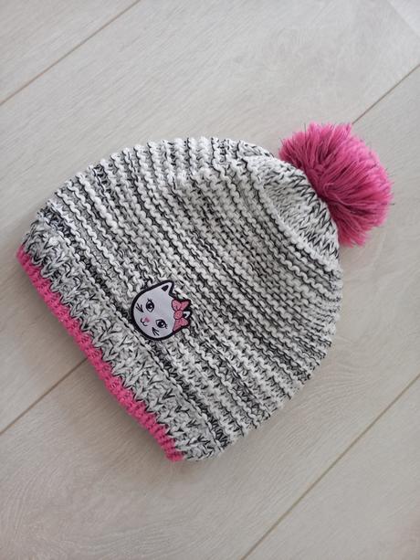 Dievčenská čiapka, 122