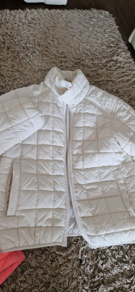 Lahucka bunda, zara,140