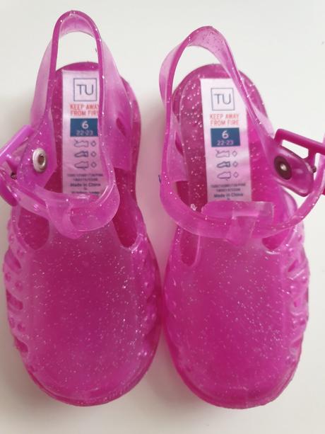 Gumene trblietave sandalky, tu,22