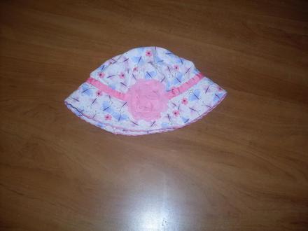 Klobúčik s3039, f&f,110