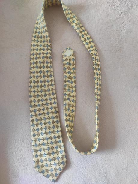 Pánske značkové kravaty, 