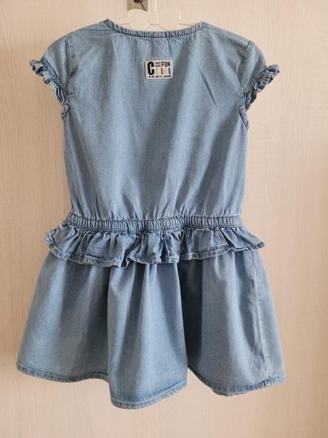 Rifľové šaty, coccodrillo,92