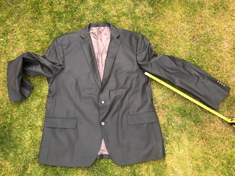 Pánsky čierny oblek, 58