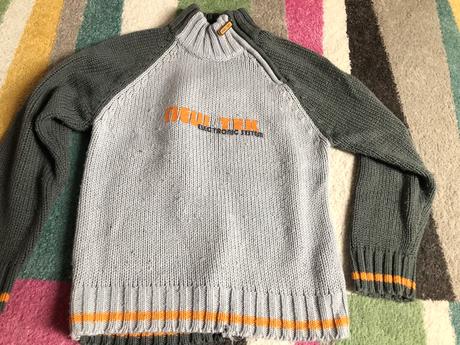 Teplý sveter, 134