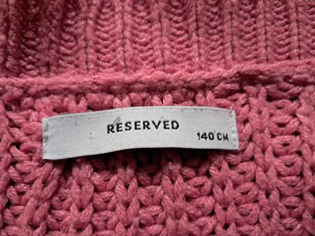 Sveter, reserved,140