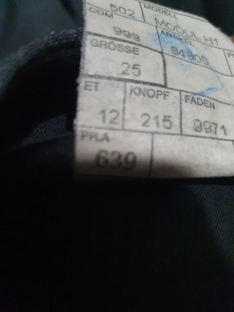Predám pánsky oblek, 52