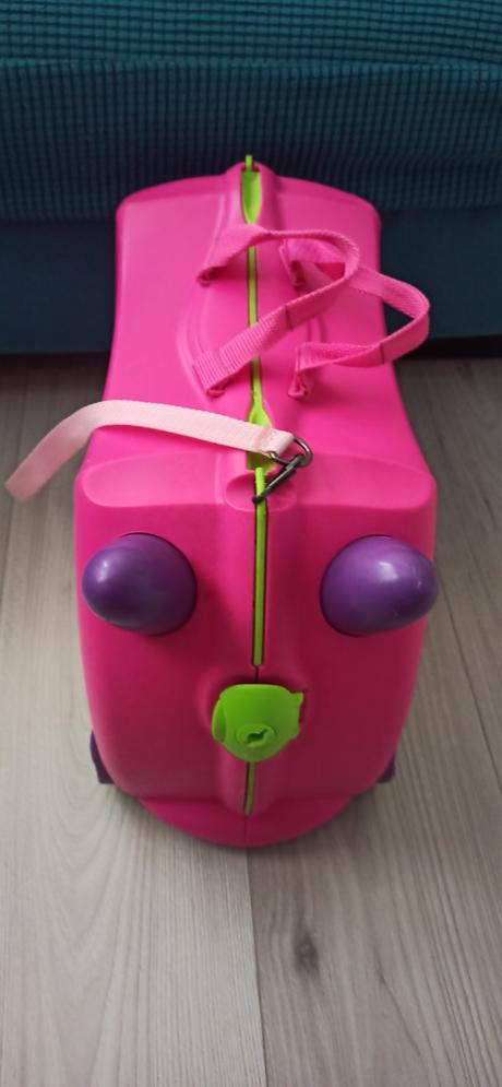 Cestovný kufor trunki, trunki