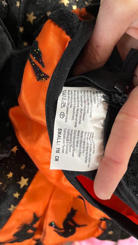 Karnevalové šaty čarodejnica s klobúkom,