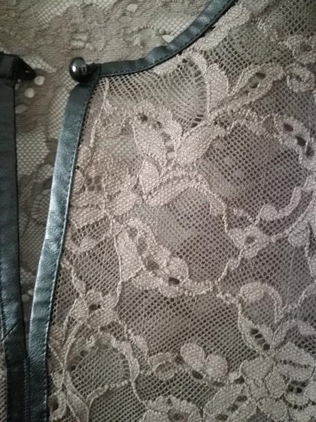 Čipkovaný top, intimissimi,s