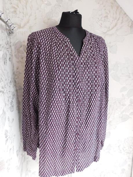 Kvalitna pekna bluzka, 44