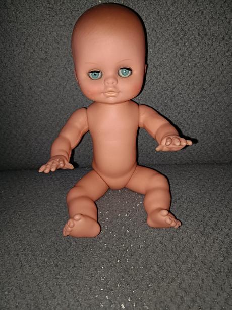 Retro bábika,