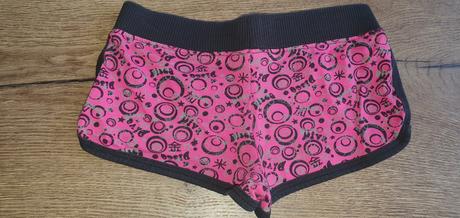 Ružové šortky, okay,92