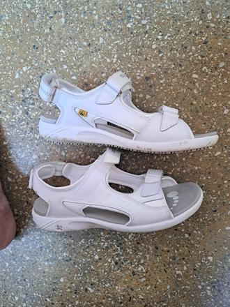 Ortopedické sandale, 40