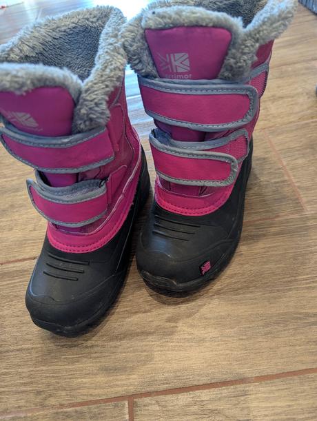 Ruzove snehule, karrimor,32