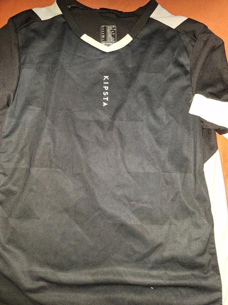 Tričká na futbal, 140