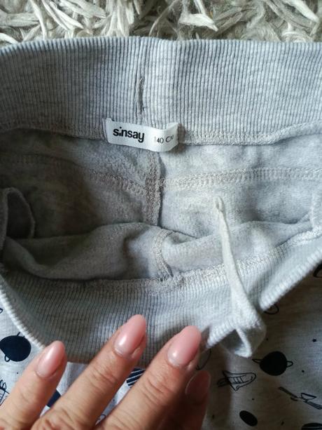 Teplé tepláky, sinsay,140