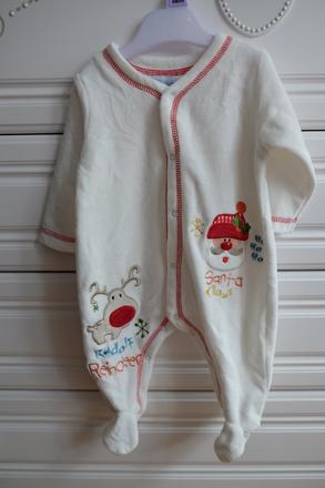 Vianočný overal, 62
