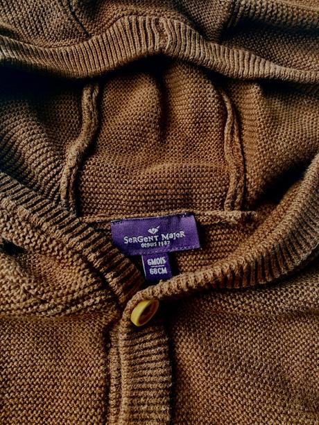 Svetrík s uškami, sergent major,68