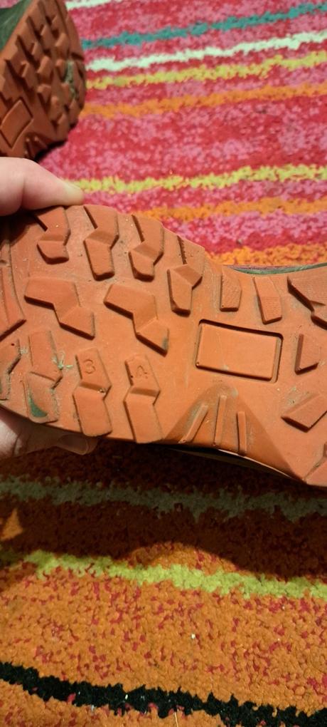 Turistické topánky, 34