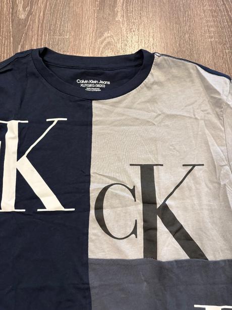 Calvin klein panske tričko velkost m, calvin klein,m
