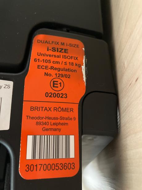 Britax romer dualfix m i-size 61-105cm plus darcek, britax