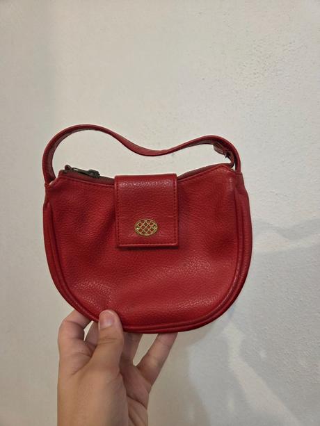 Červená malá kabelka do ruky, 