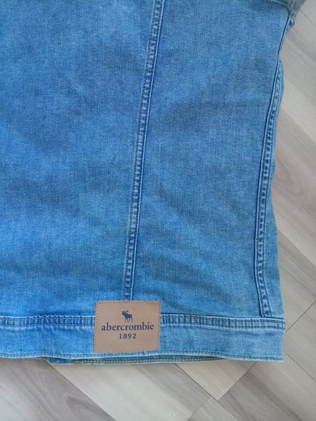 Riflova bunda, abercrombie&fitch,170