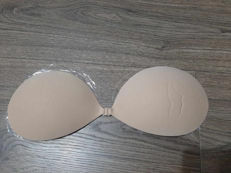 Samolepiaca podprsenka, 80b