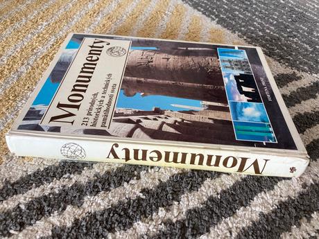 Monumenty (1993) encyklopédia o monumentoch sveta,