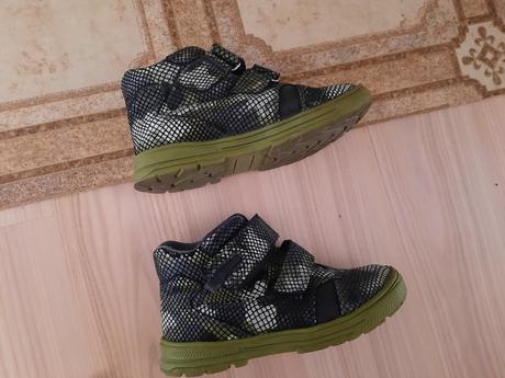 Slovobuv celokozene  prechodné topanky 33, slovobuv,33