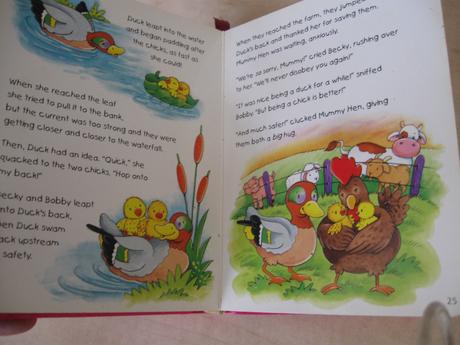 Anglické leporelo first chick stories,