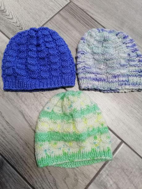 Háčkované čiapočky - 68/74, 68