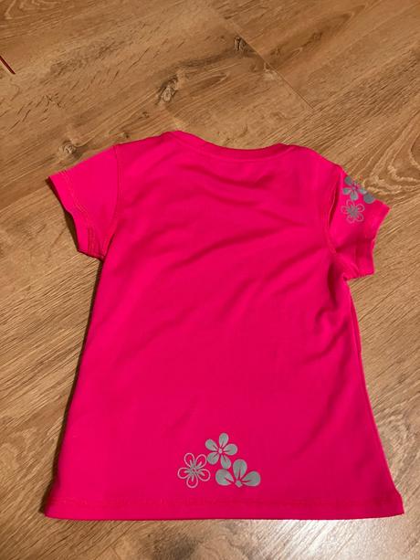 Dievcenske sportove tricko, lewro,116