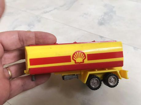 Staré retro hračky/ťahače/návesy 6ks,