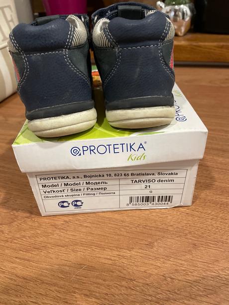 Sandalky č. 21, protetika,21