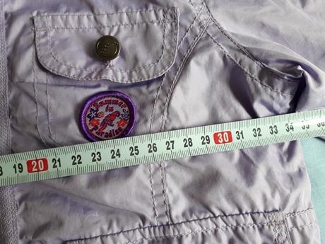 Fialova dievcenska vetrovka, topolino,98