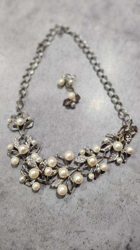 Set náhrdelník a náušnice,