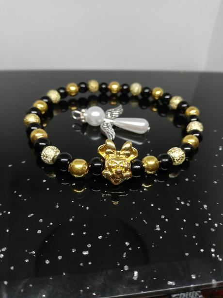 Handmade náramky, kľúčenky, talizman do auta, 