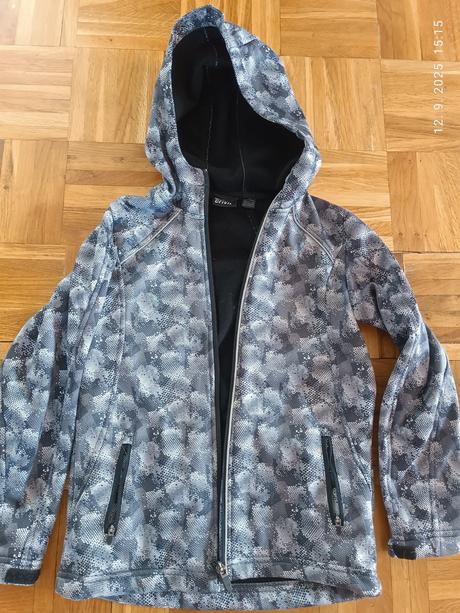 Vetrovka, crivit,134