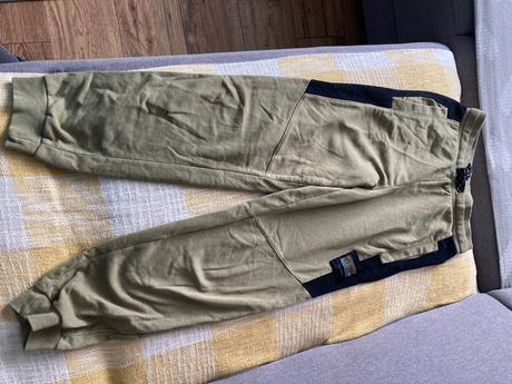 Teplaky, pepperts,146