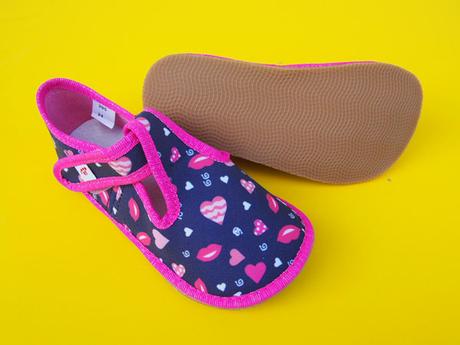 Detské barefoot papučky ef tmave srdcia, 24 - 33